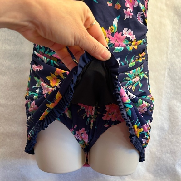 Shore Shapes one piece swim suit bathing suit floral navy  print Sz-12. W13 - Picture 2 of 10